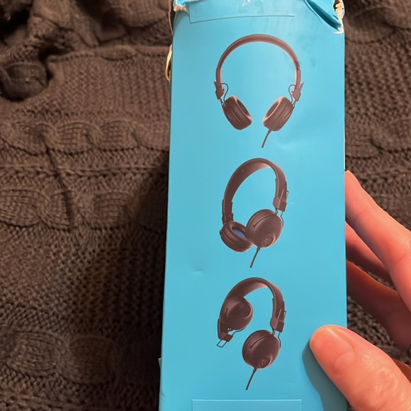 NWT NIB JLab earphones studio on-ear - Picture 7 of 10